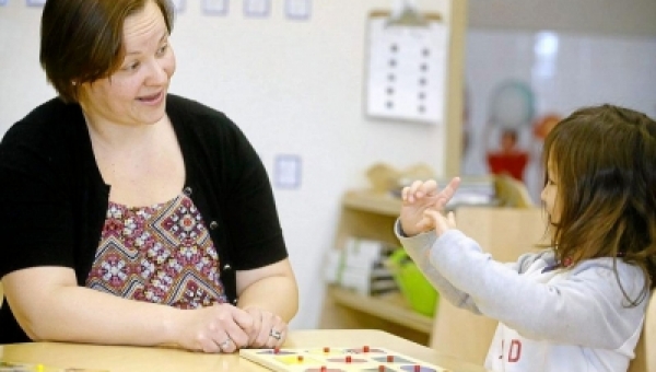 PEJS - Pôle d’enseignement pour les jeunes sourds - Constats et propositions